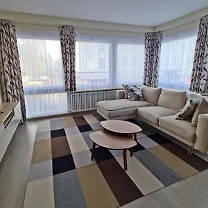 https://uniek-gelegen-vakantieappartement-in-oostende.ostend-hotel.net